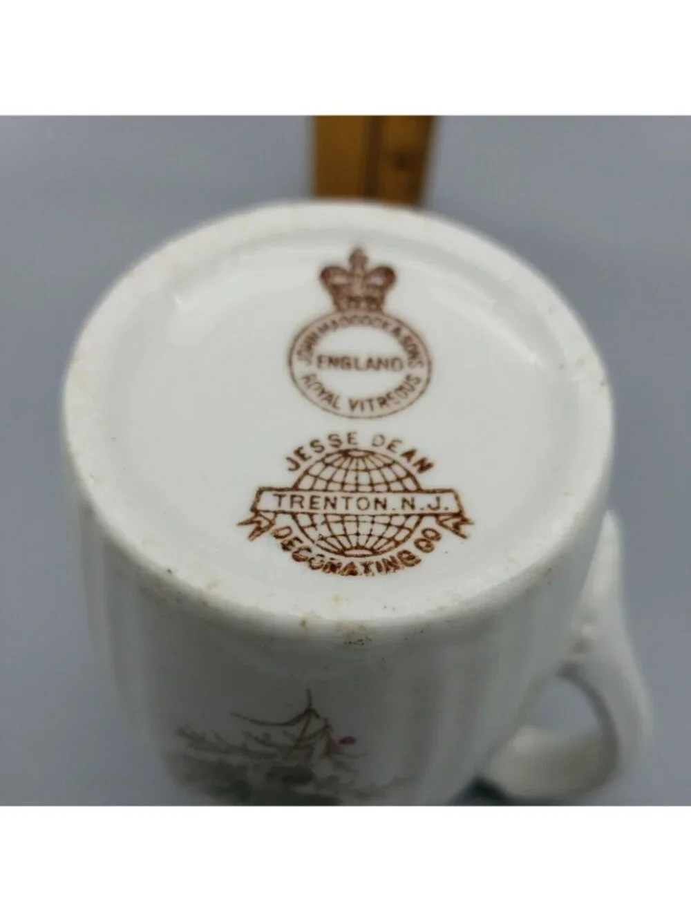 Vintage John Maddock and Sons Creamer Jesse Dean 4.5